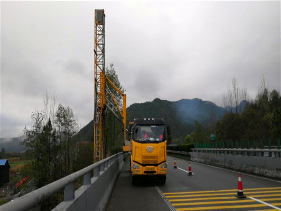 興義21米路橋檢測(cè)車出租，清鎮(zhèn)22米橋檢車租賃方便快捷
